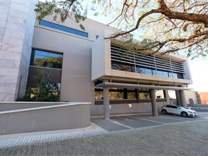 1020 m² Commercial space in Menlo Park