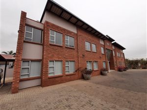 120 m² Commercial space in Monument Park