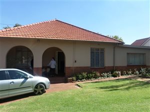 7 Bed House in Eastwood