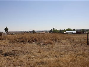 1400 m² Land available in Belfast
