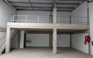 148 m² Industrial space in Cornubia