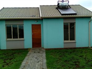 2 Bed House in Katlehong