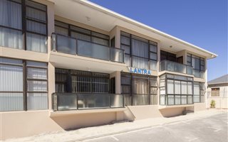 1 Bedroom Apartment in Beachroad