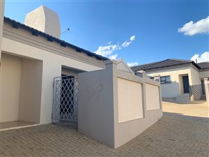 2 Bed Townhouse in Doringkruin