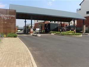 3 Bed Apartment in Modderfontein