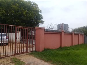 8 Bed House in Lindbergh Park