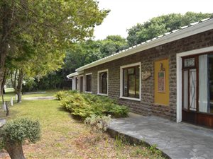 4 Bed House in Natures Valley
