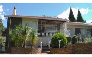 4 Bedroom House in Mondeor