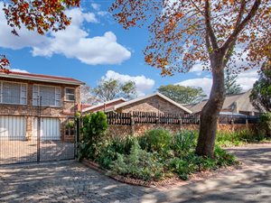 3 Bed House in Hurlingham Manor