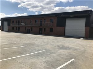 2048 m² Industrial space in Willow Park Manor