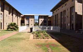 Bachelor apartment in Kanoniers Park