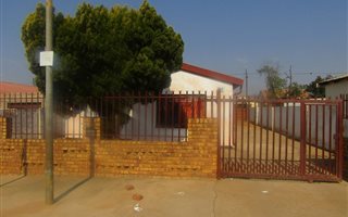2 Bedroom House in Atteridgeville