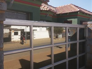 3 Bed House in Geluksdal