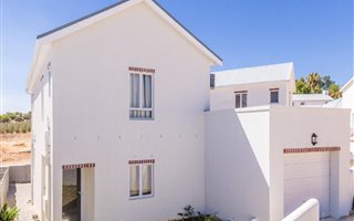 4 Bedroom House in Wellington North