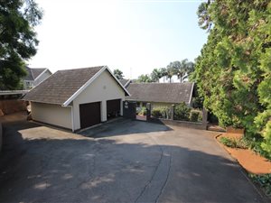 4 Bed House in Montrose