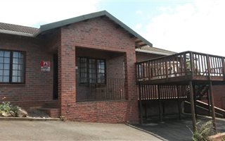 4 Bedroom Townhouse in Bellevue