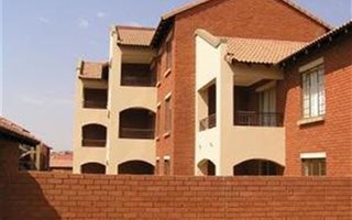 2 Bedroom Simplex in Eco Park