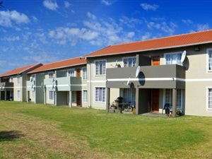 1 Bed Apartment in Comet