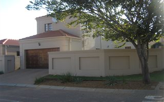 3 Bedroom House in Blue Hills