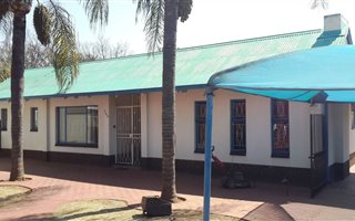 3 Bedroom House in LesMarais