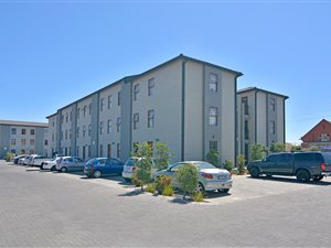 2 Bed Apartment in Eersterivier