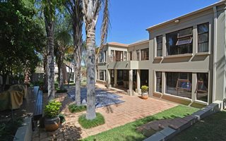 3 Bedroom House in Cedar Lakes