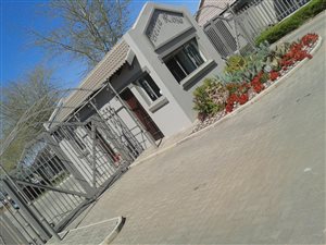 2 Bed Simplex in Heatherdale