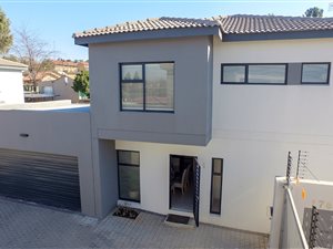 3 Bed Townhouse in Edenvale