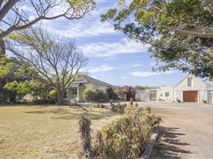 5 Bed House in Rome