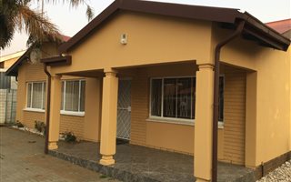 3 Bedroom House in Klopperpark