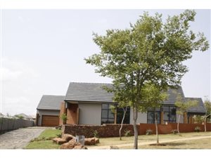 3 Bed House in Country View Estate