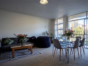 2 Bed Apartment in Newlands
