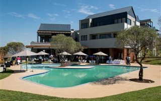 2 Bedroom Apartment in Steyn City