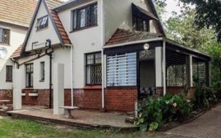 4 Bedroom House in Rouken Glen