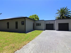 3 Bed House in George East