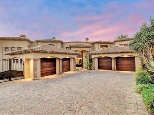 5 Bed House in Dainfern Valley