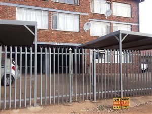 1 Bed Apartment in Daspoort