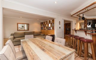 3 Bedroom House in Kirstenhof