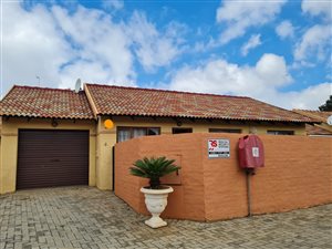 3 Bed Simplex in Vaalpark