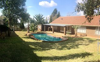 3 Bedroom House in Bordeaux