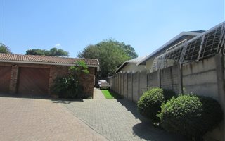4 Bedroom House in Alan Manor
