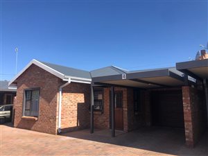 2 Bed Simplex in Potchefstroom Central