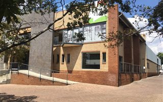 2120 m² Industrial space in North Riding