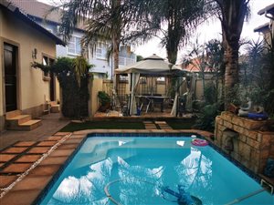 4 Bed House in Rose Acres Estate