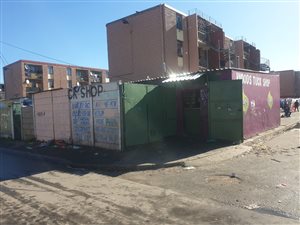 2 Bed House in Elsies River Industrial