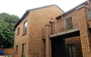 2 Bedroom Cluster in Boardwalk Meander