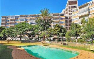 2 Bedroom Apartment in Green Point