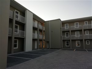 2 Bed Apartment in Eersterivier