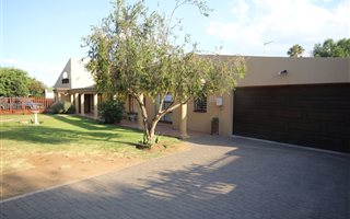 5 Bedroom House in Secunda Central