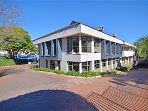 3000 m² Commercial space in Ferndale